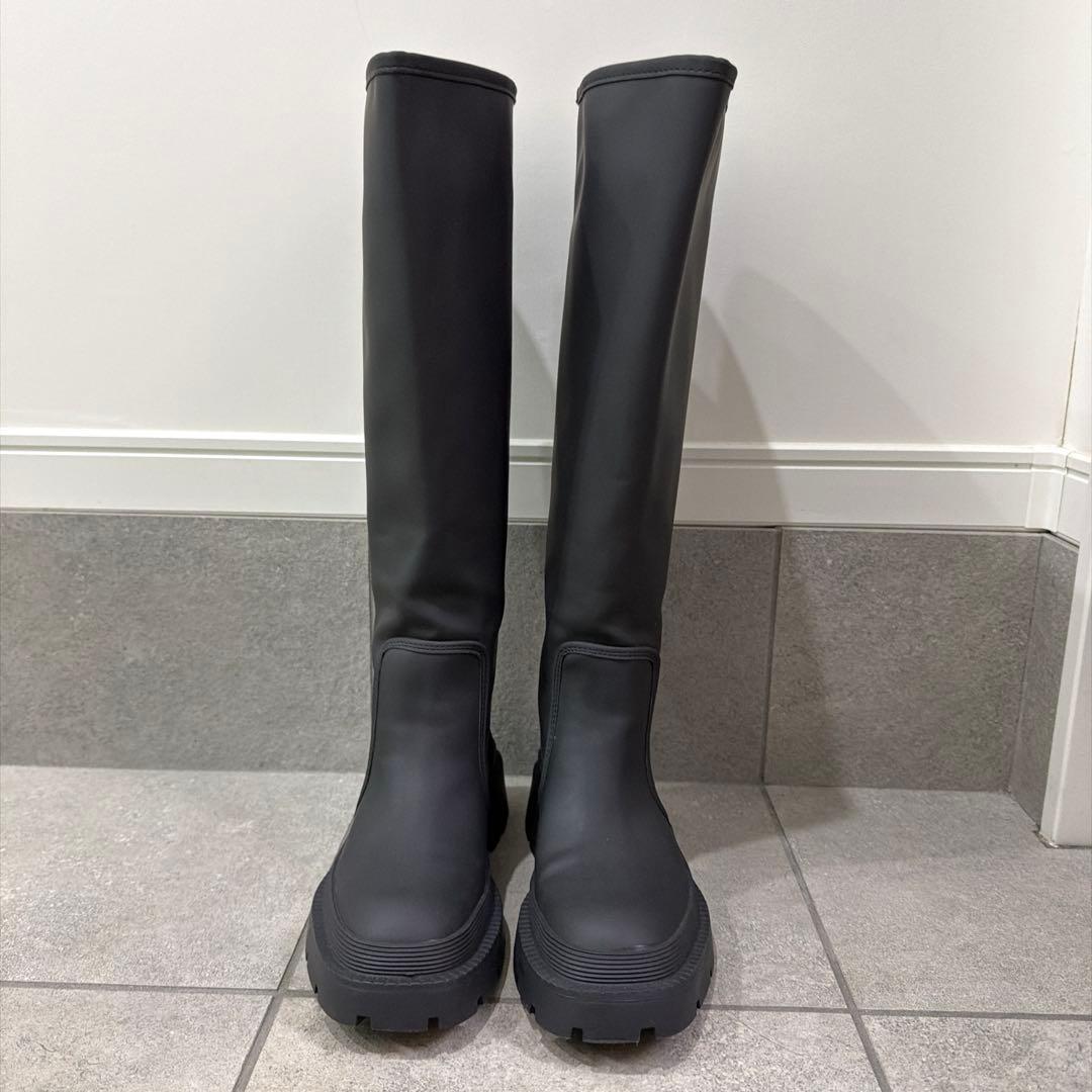 ZARA ラバーフラットロングブーツ 39