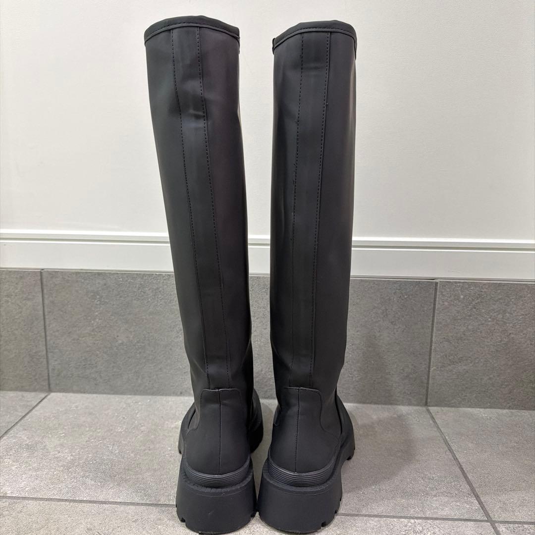 ZARA ラバーフラットロングブーツ 39