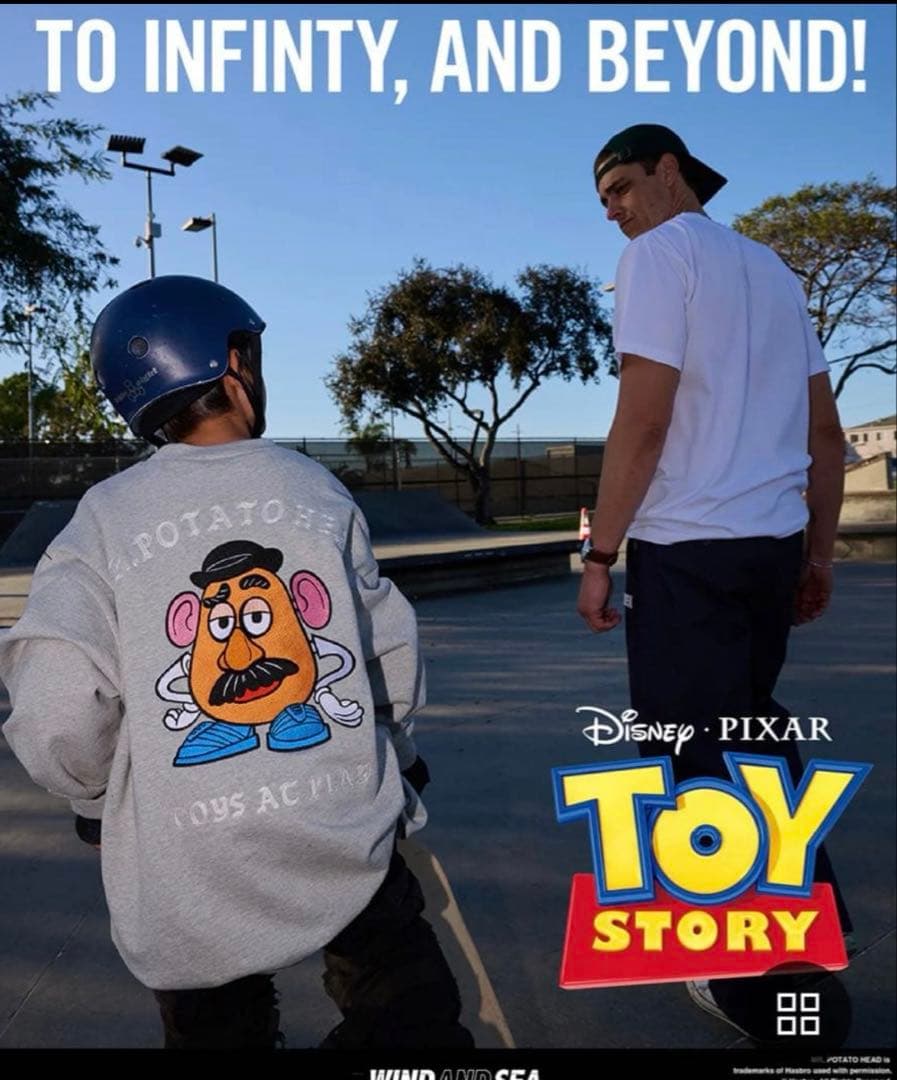 トップス TOY STORY x WDS CREWNECK SWEATSHIRT / M