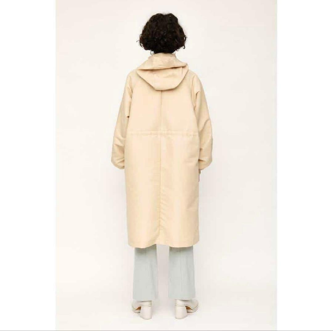 PUMA SLYコラボフード付きベージュロングコート