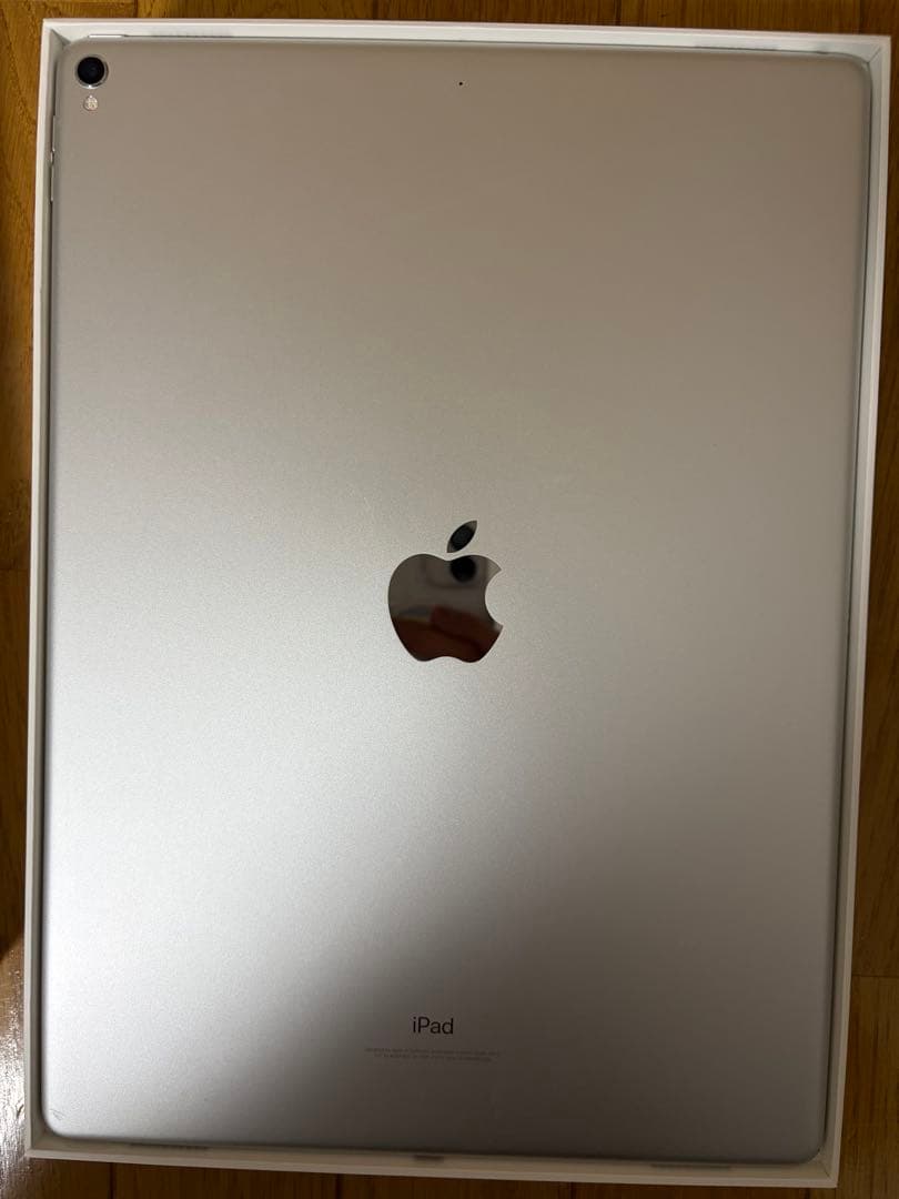 iPad Pro 12.9インチ 第2世代 Wi-Fi シルバー　64GB