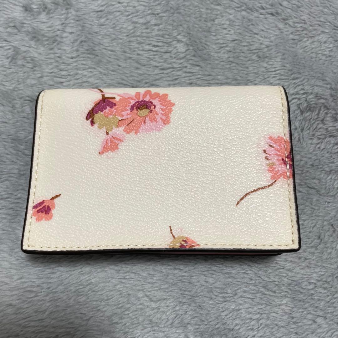 【新品未使用】COACH 花柄 名刺入れ 保存袋付き