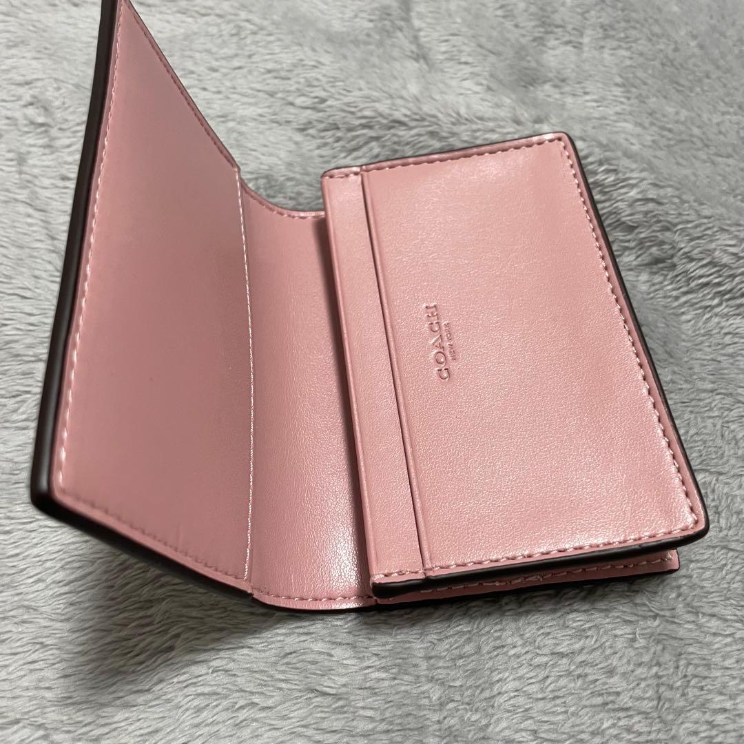 【新品未使用】COACH 花柄 名刺入れ 保存袋付き