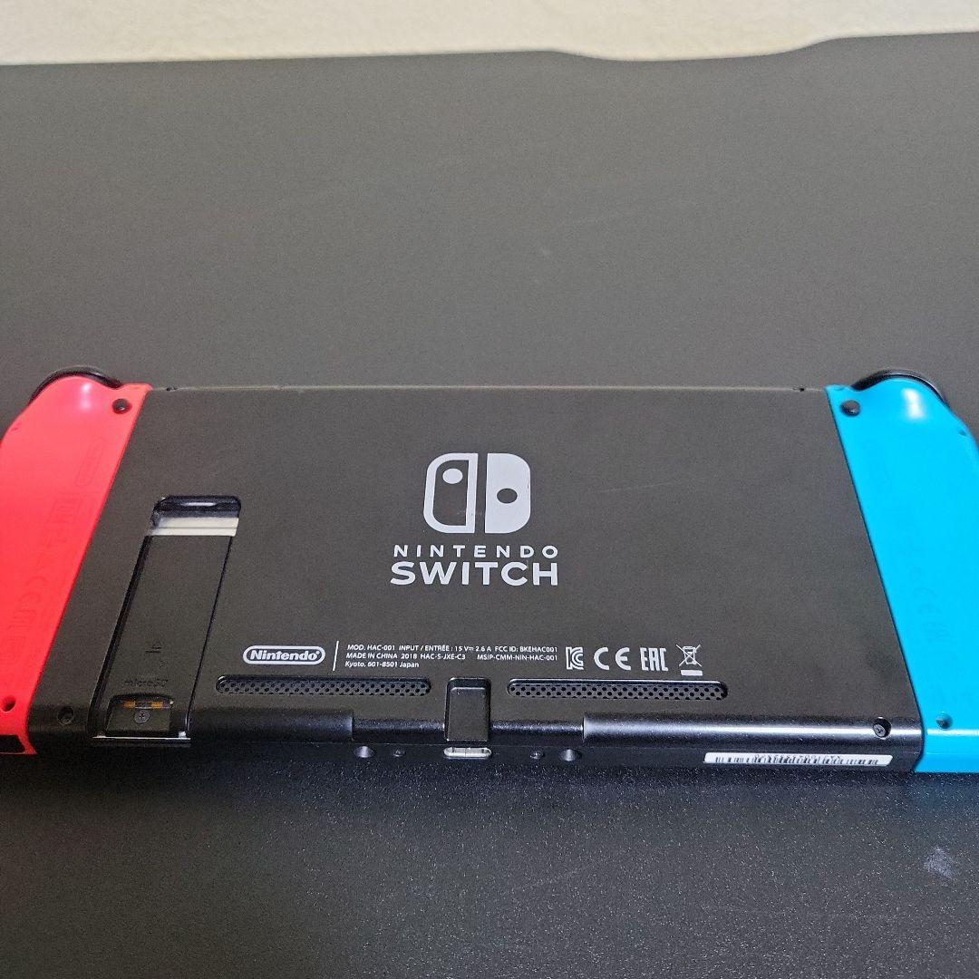 d*2様 Nintendo Switch 本体 青/赤