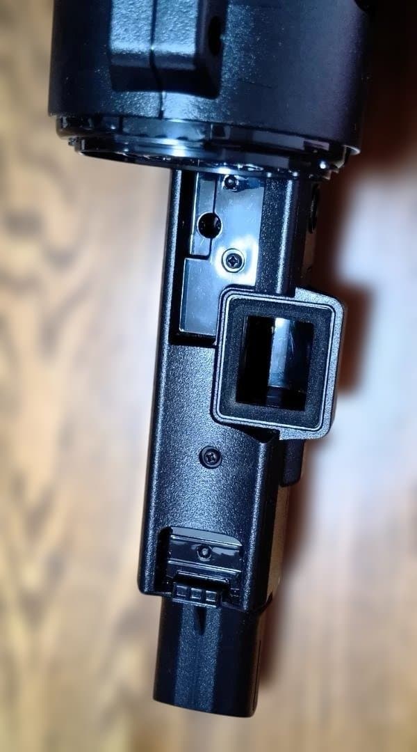2024年製 アイリスオーヤマ コードレス掃除機 置くだけ充電SCD-184P