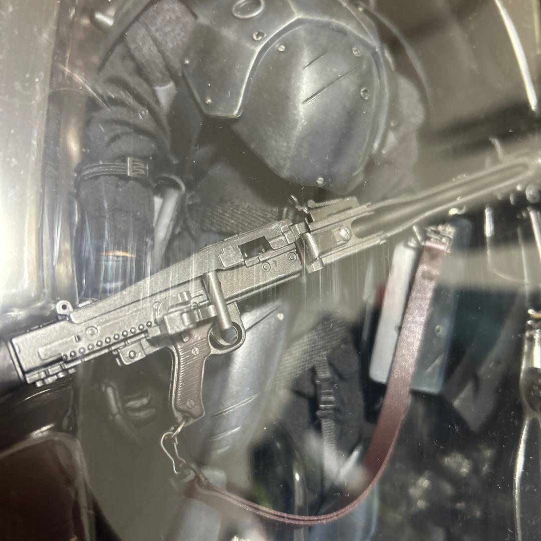 m*a様 （激レア未開封品）STRAYDOG ケルベロス　ダメージバージョン