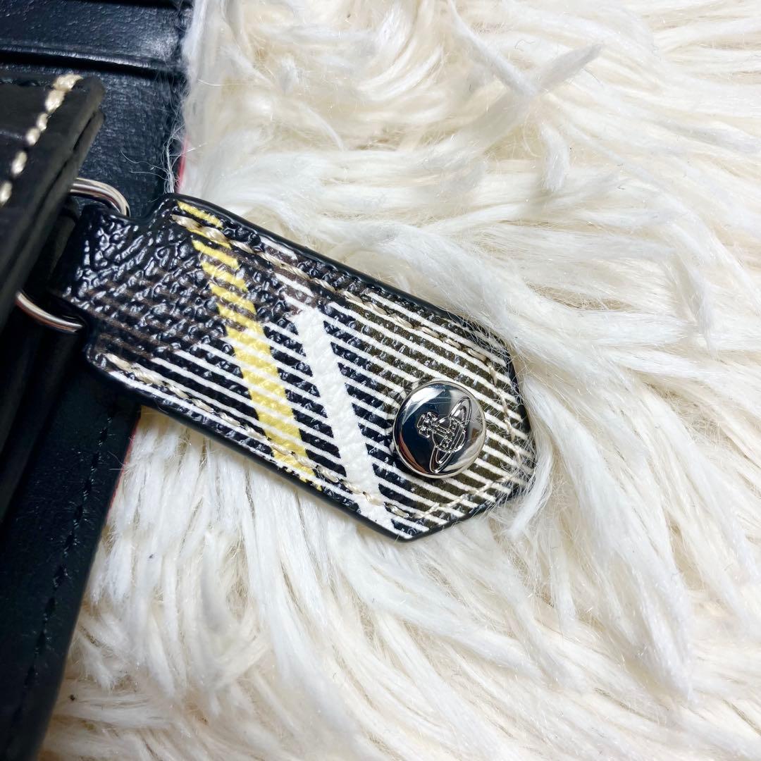 【未使用級】 ヴィヴィアン 折り財布 オーブ チェック フラップ