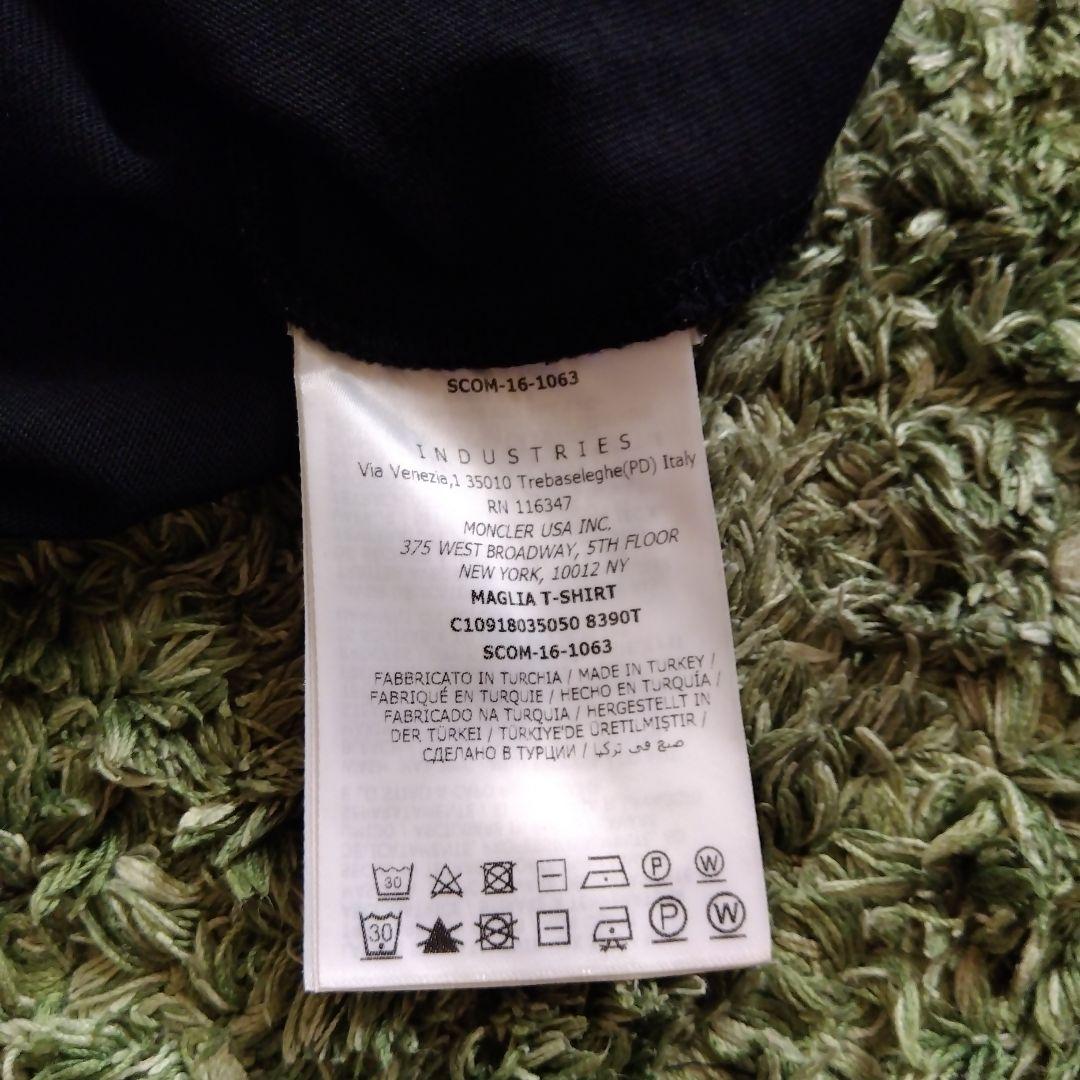 MONCLER 刺繍ロゴ ブラック Tシャツ