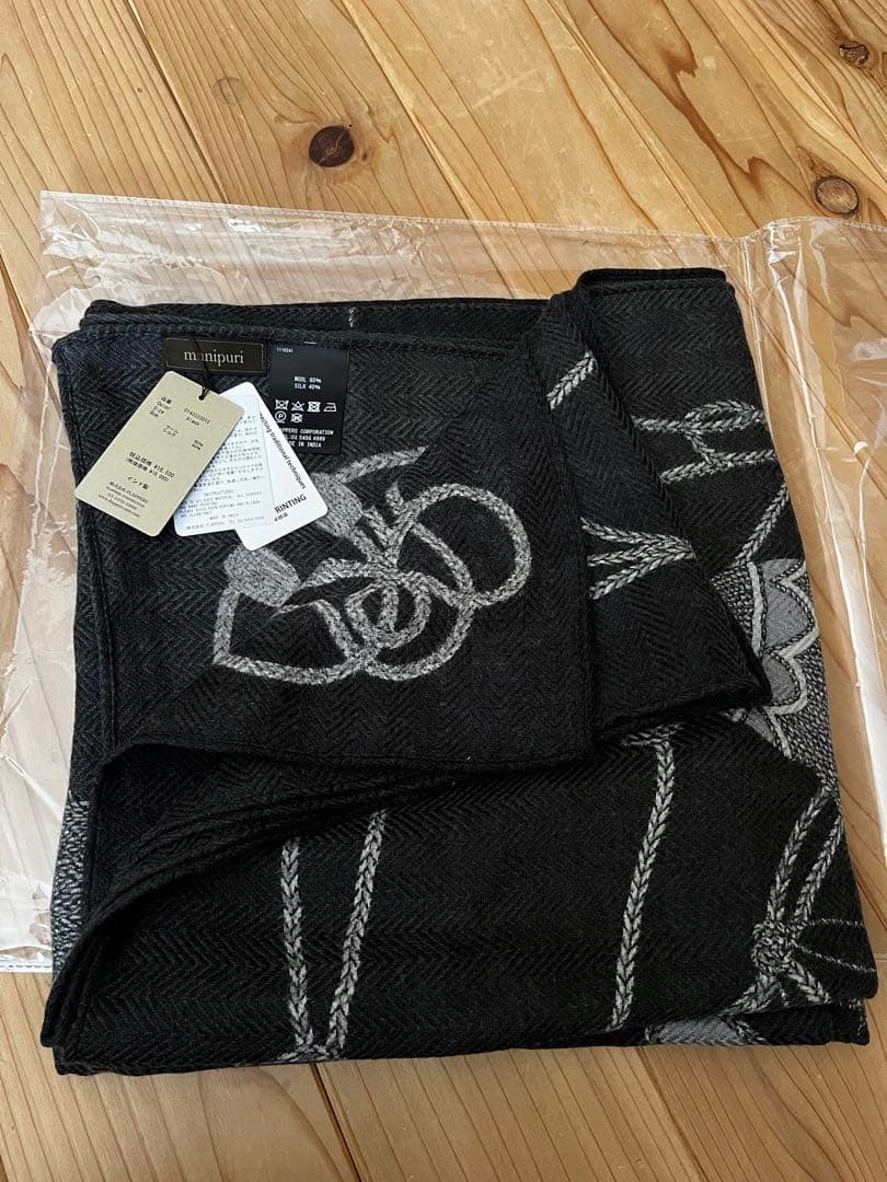 新品　タグ付き⭐️manipuri ウールシルクストール