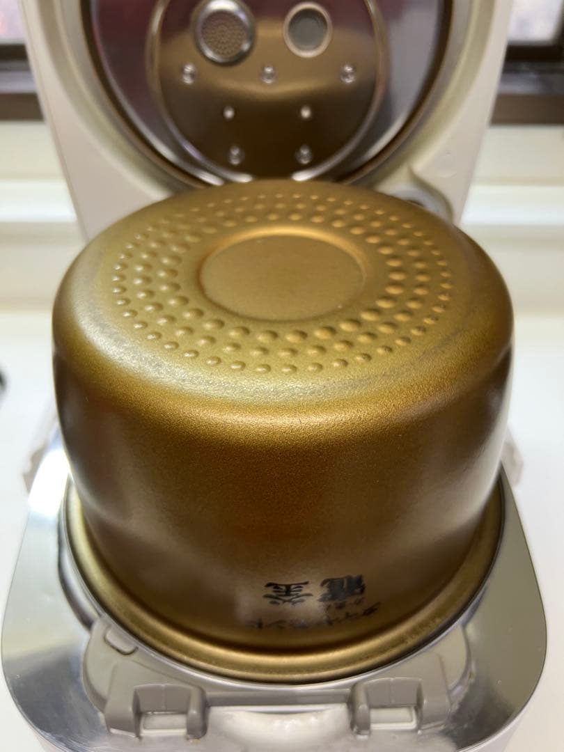 Panasonic SR-VSX108IH炊飯器うまく動作しています。2018年