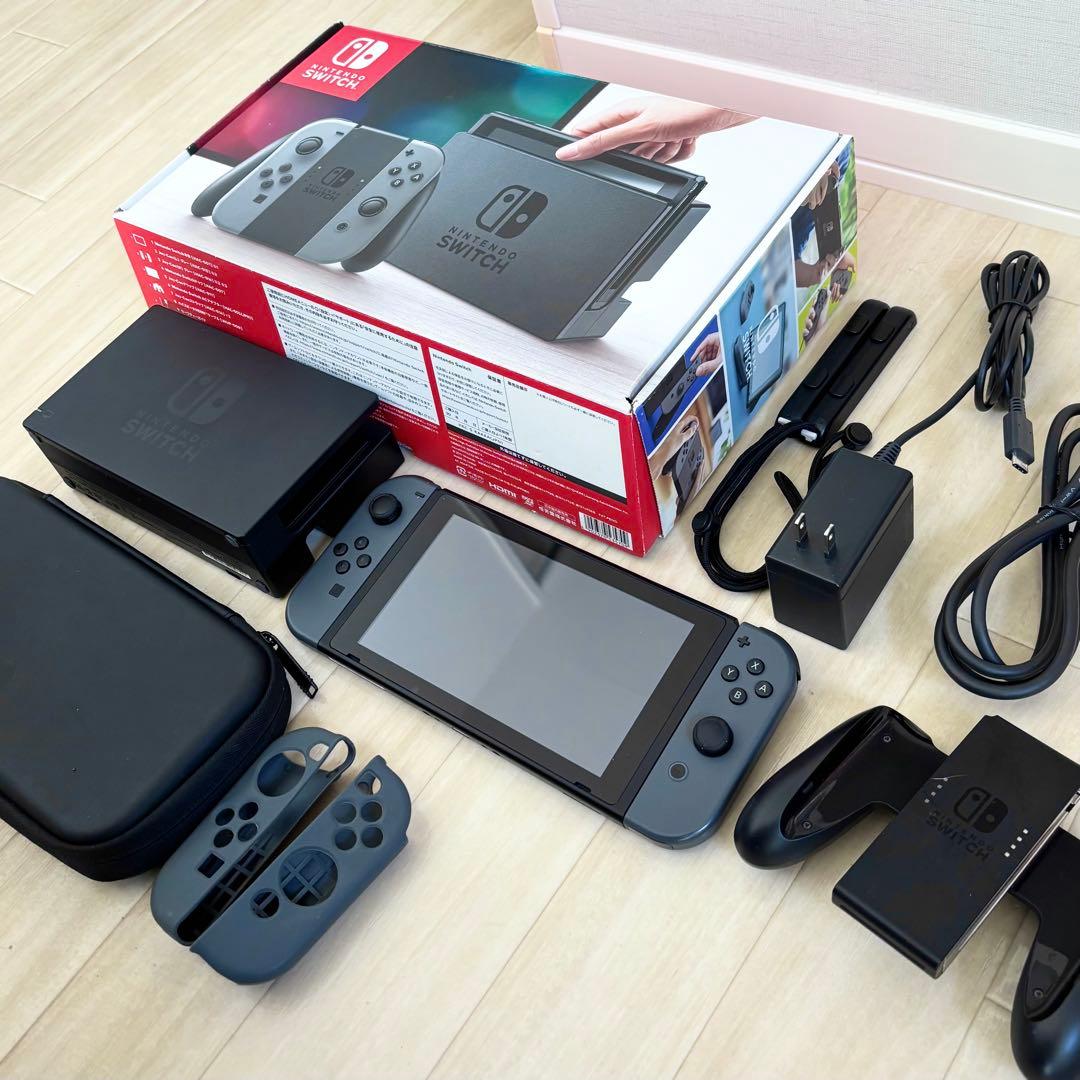 【美品完品】Nintendo Switch 本体 グレー 付属品全て有り+おまけ