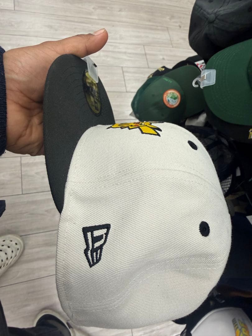 NEW ERA 59FIFTY ピカチュウ キャップ 7 1/4