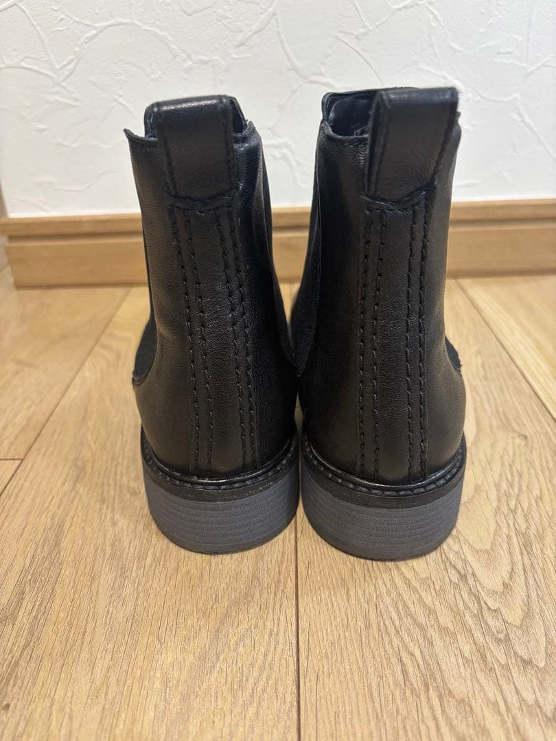 今月末まで出品 クラークスClarks ブラックレザー サイドゴアブーツ25cm