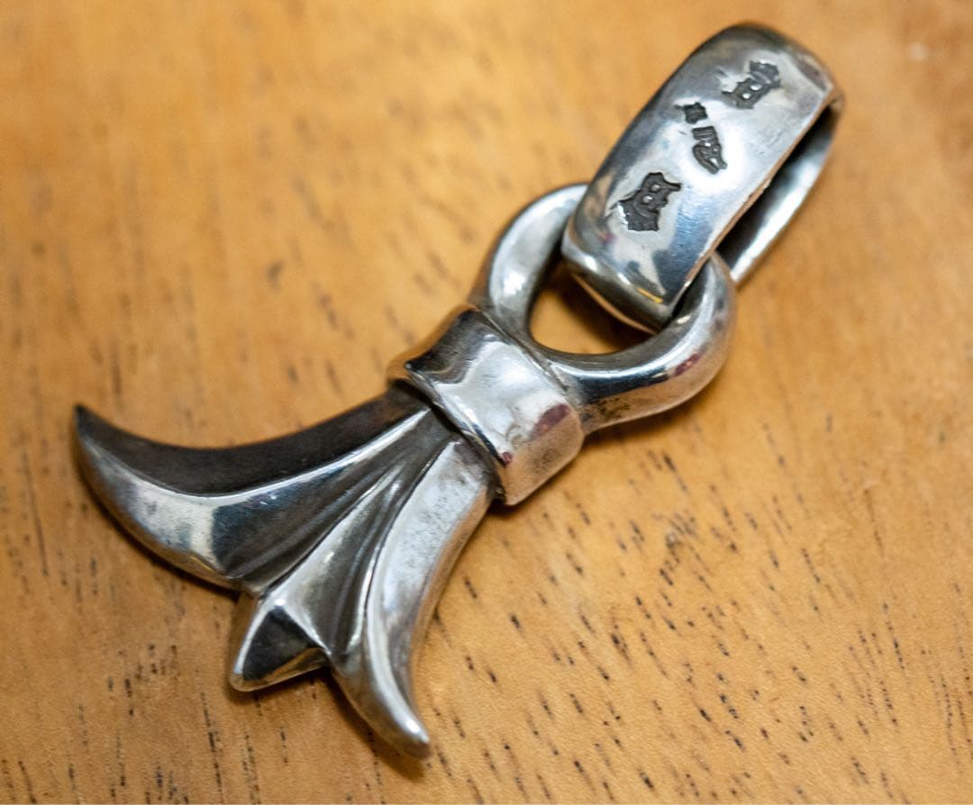 ビルウォールレザー ゴシックエンド トップ ペンダント 925 シルバー