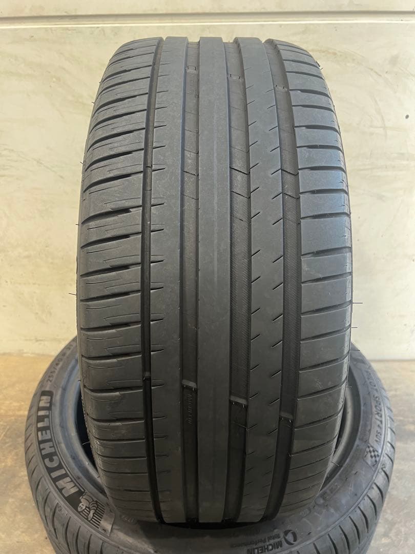 送料込み255/40R21 Michelin Pilot SPORT 4本セット