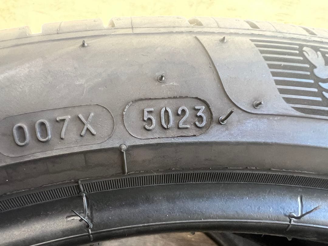 送料込み255/40R21 Michelin Pilot SPORT 4本セット