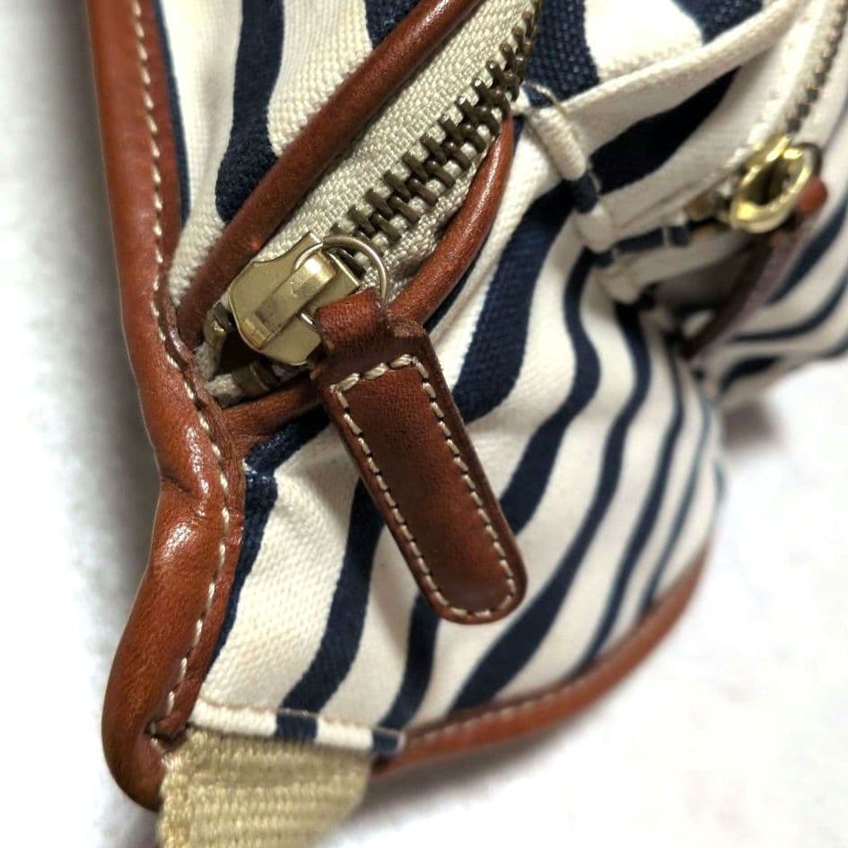 【美品】✨フェリージ ボディバッグ ウエストポーチ ボーダー　799