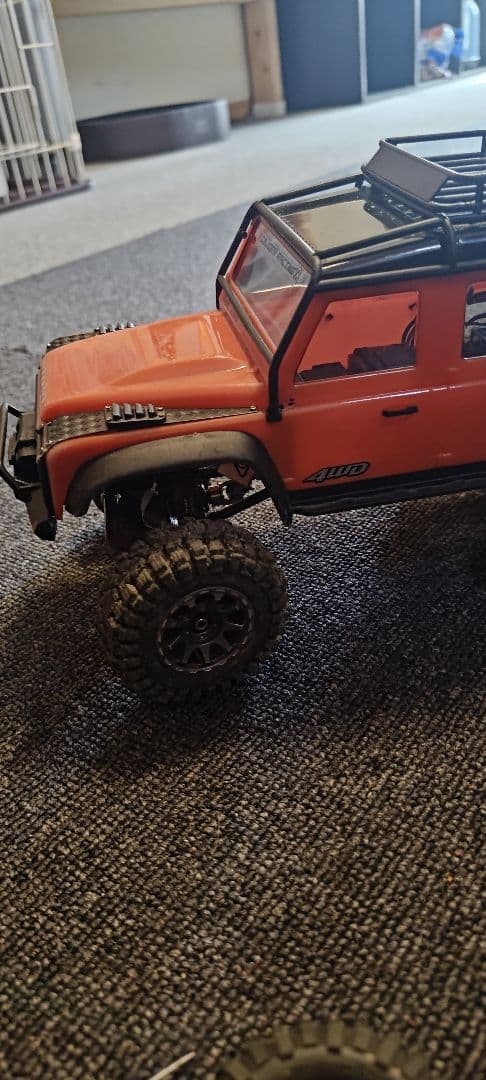 TRAXXAS　TRX4M ディフェンダー　たーたたーた