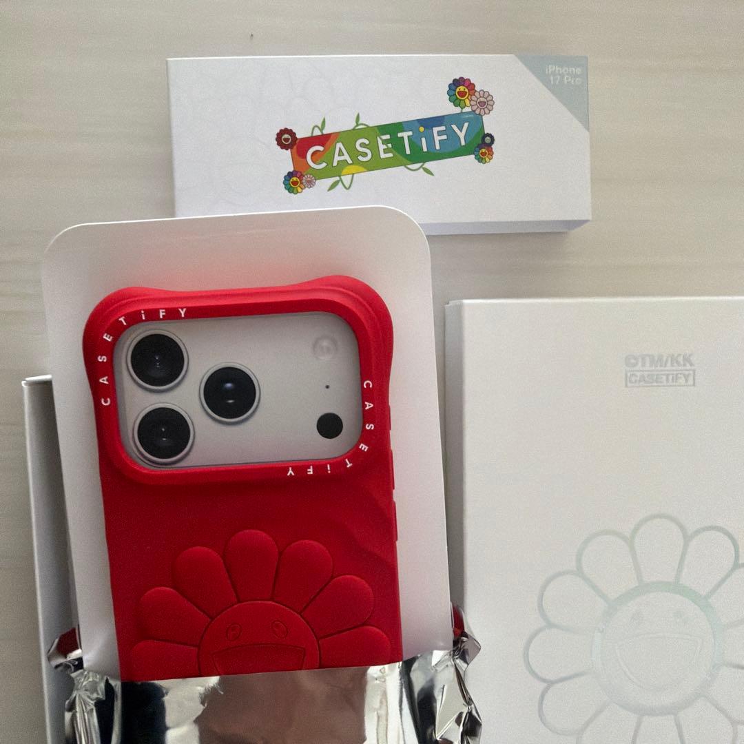 CASETiFY x村上隆 FLOWERS BLOOM レッド 17Pro