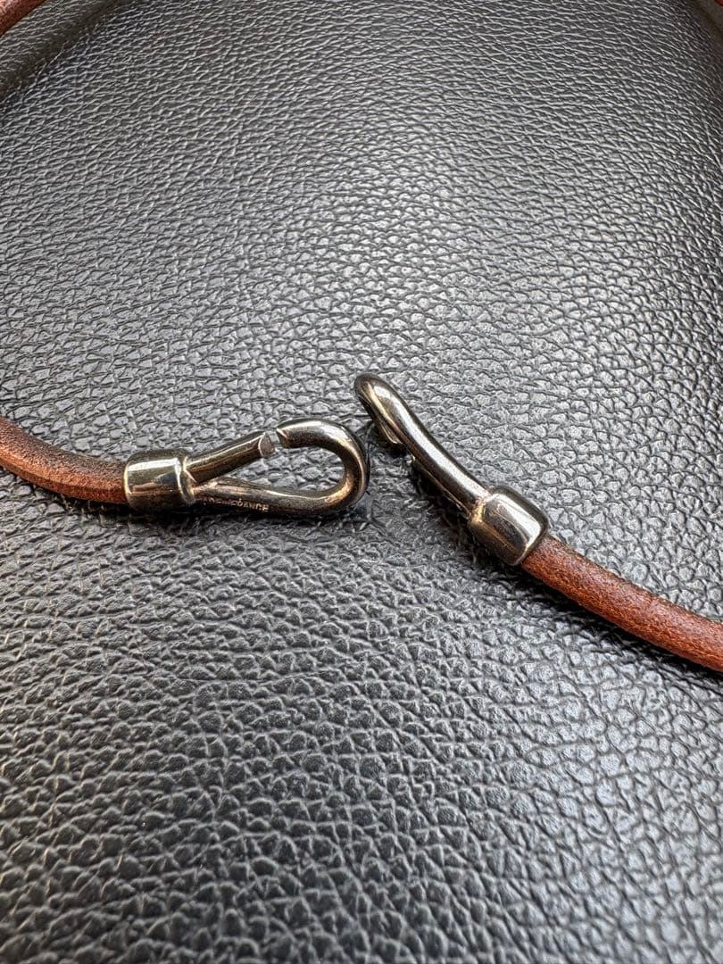 アクセサリー HERMES Leather Necklace Zebra Silver