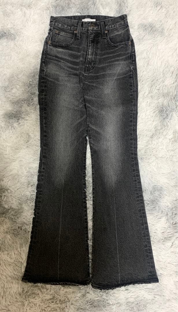 [ぱこ]MVS BLACK FLARE moussy