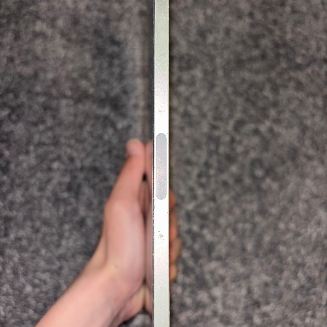 iPad本体 Apple iPad air4 64GB Green