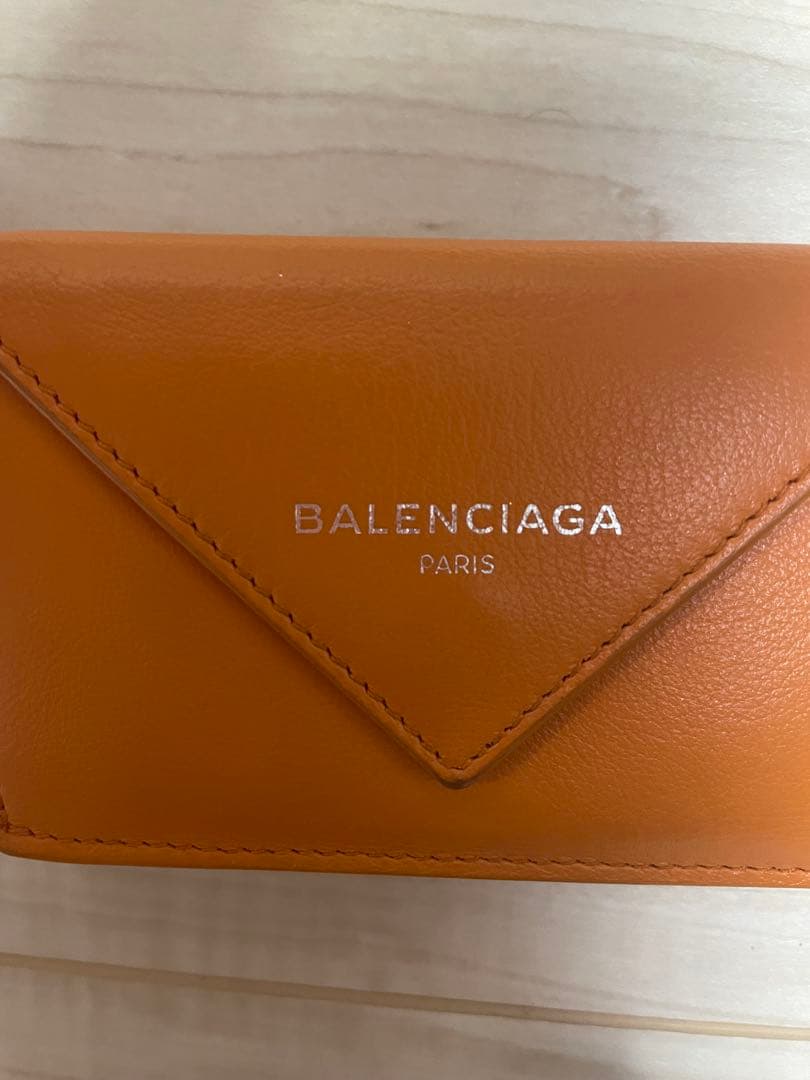 BALENCIAGA オレンジ 三つ折り財布