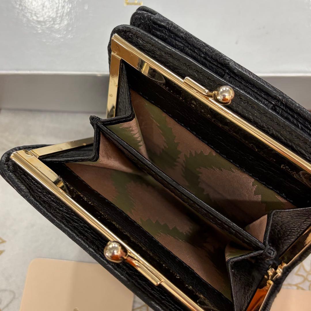 新品同様‼️ 現行　ヴィヴィアンウエストウッド　財布　折り財布　オーブ　がま口