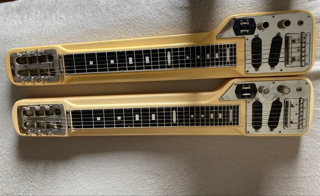 Guyatone グヤ6弦スチールギター　スタンド、ケース付
