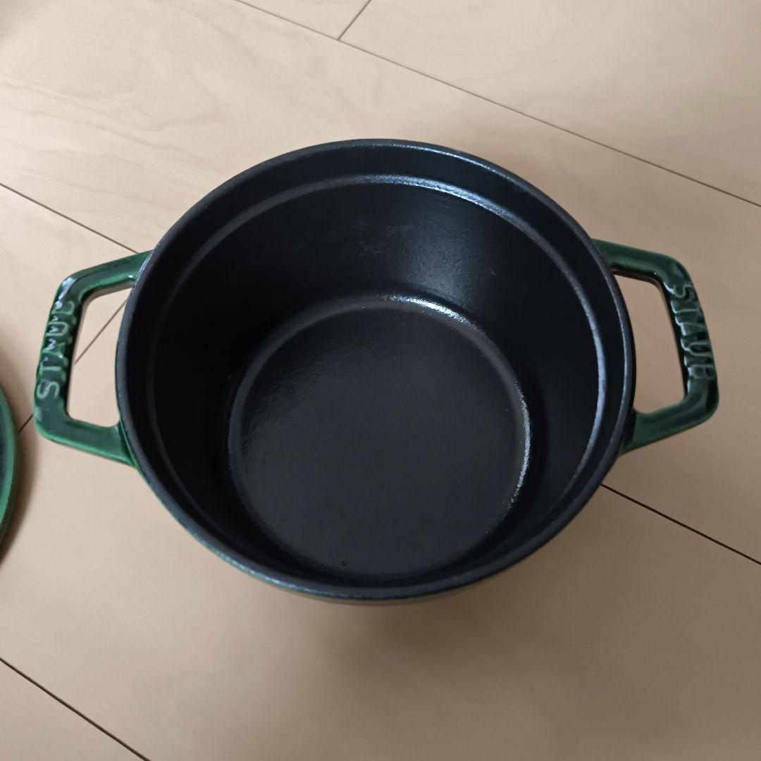 staub ココット ラウンド バジルグリーン 14cm