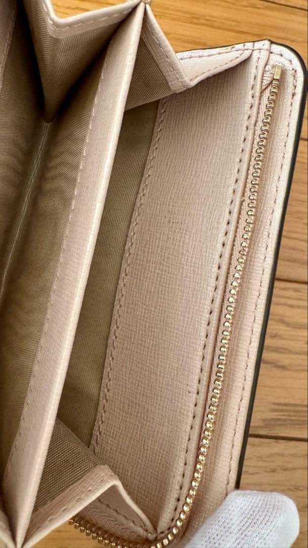 FURLA 二つ折り財布　薄紫