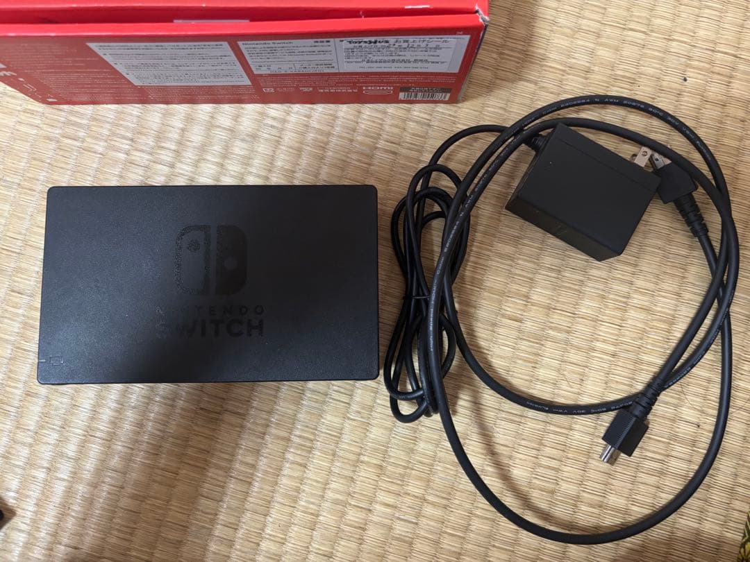 Nintendo Switch 液晶割れ　ジャンク品