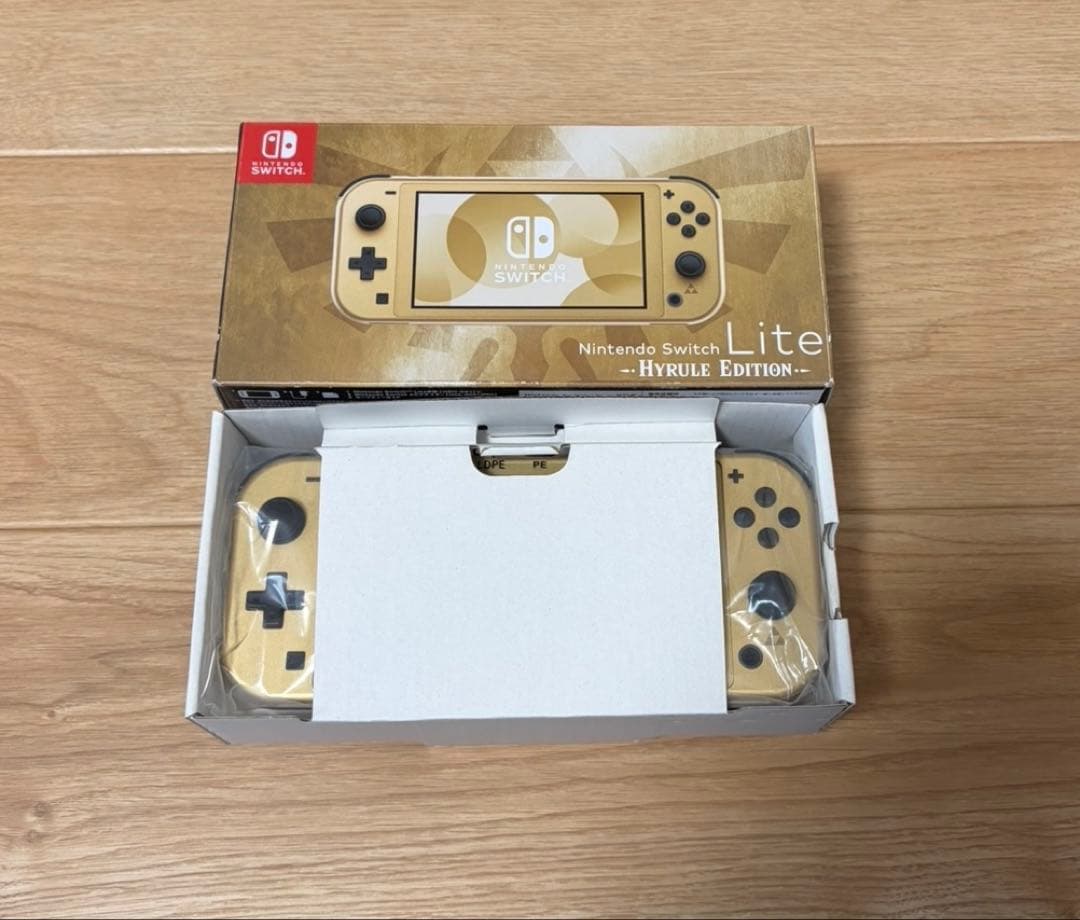 Nintendo Switch Lite HYRULE Edition ハイラル