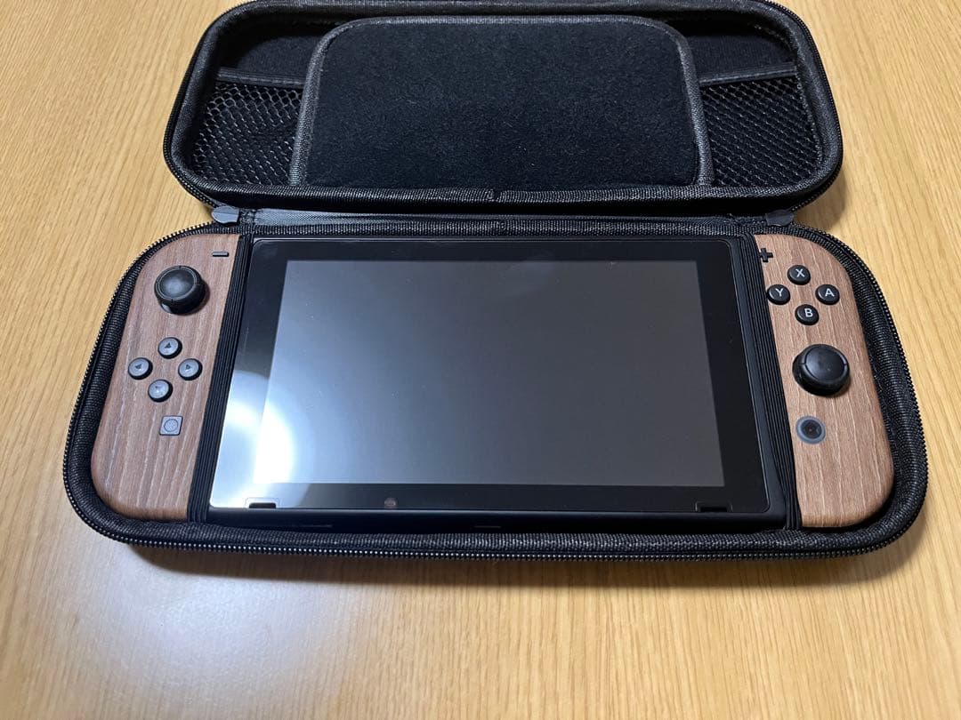 美品 Nintendo Switch グレー 【おまけ付き】