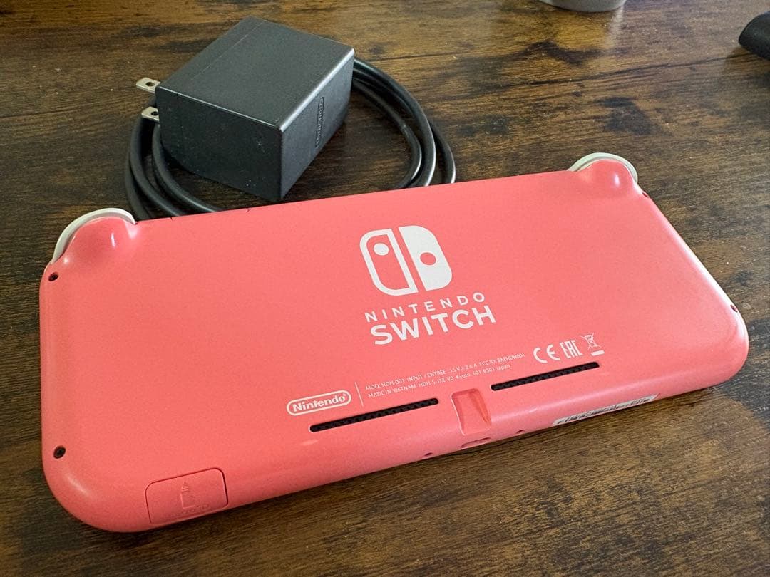 ジャンク品Nintendo Switch Lite ピンク ACアダプター付き