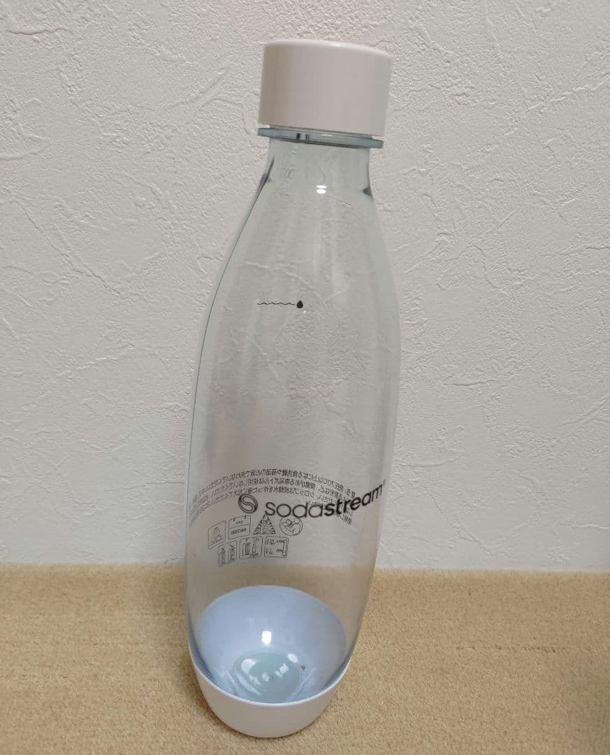 美品sodastream TERRA 炭酸水メーカー ホワイト新ssm1100