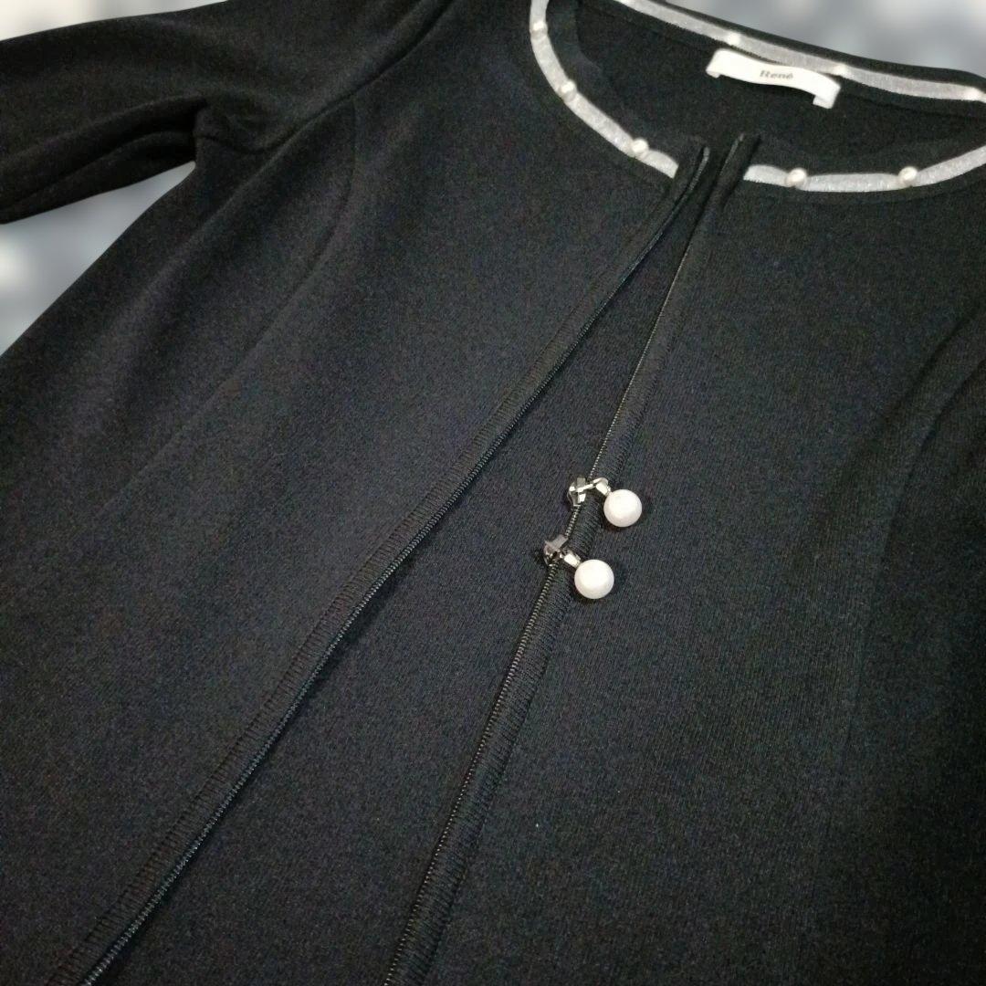 さらに！値下げしました！René 黒のパール付き長袖カーディガン