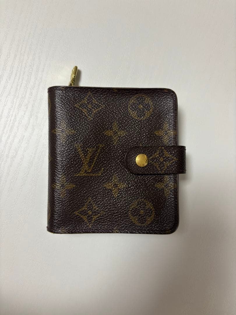 ルイヴィトン 2つ折り財布 モノグラム