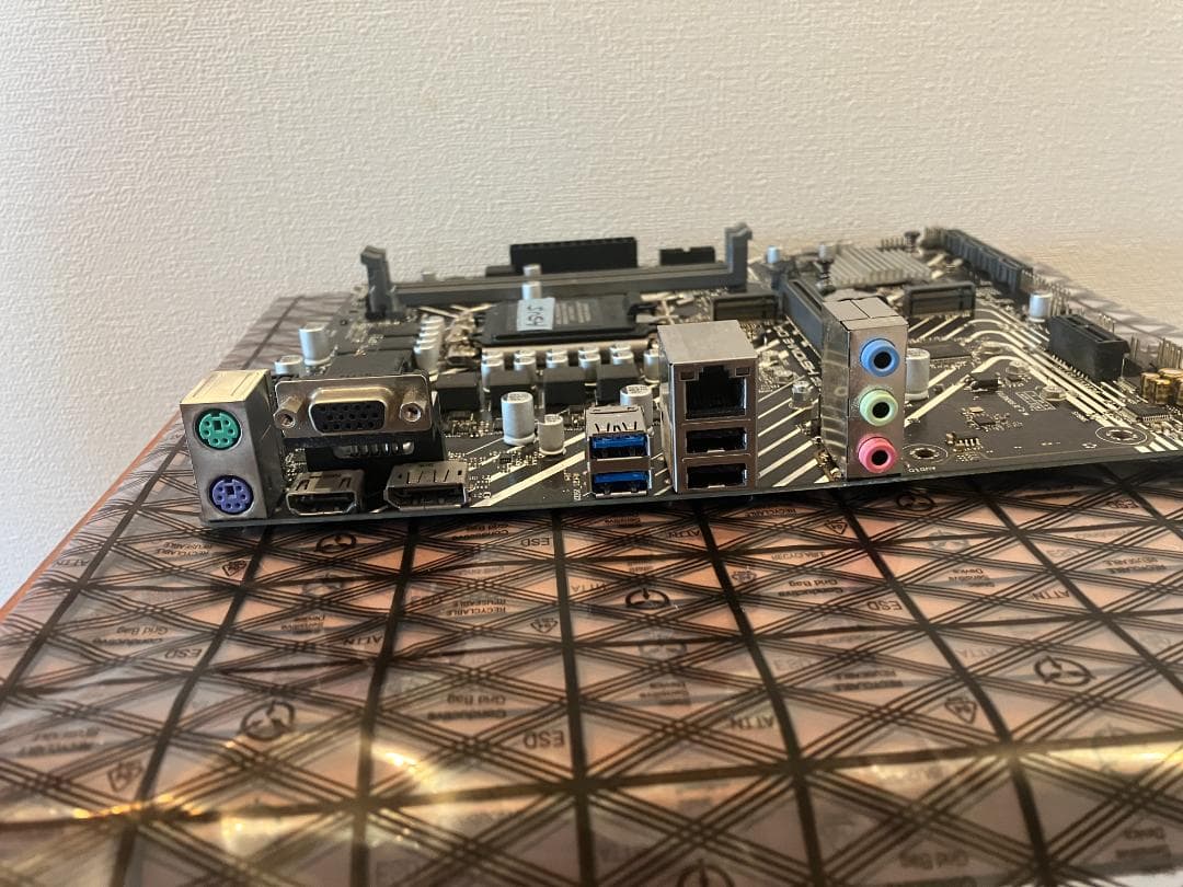 ASUS PRIME H610M-E D4 マザーボード