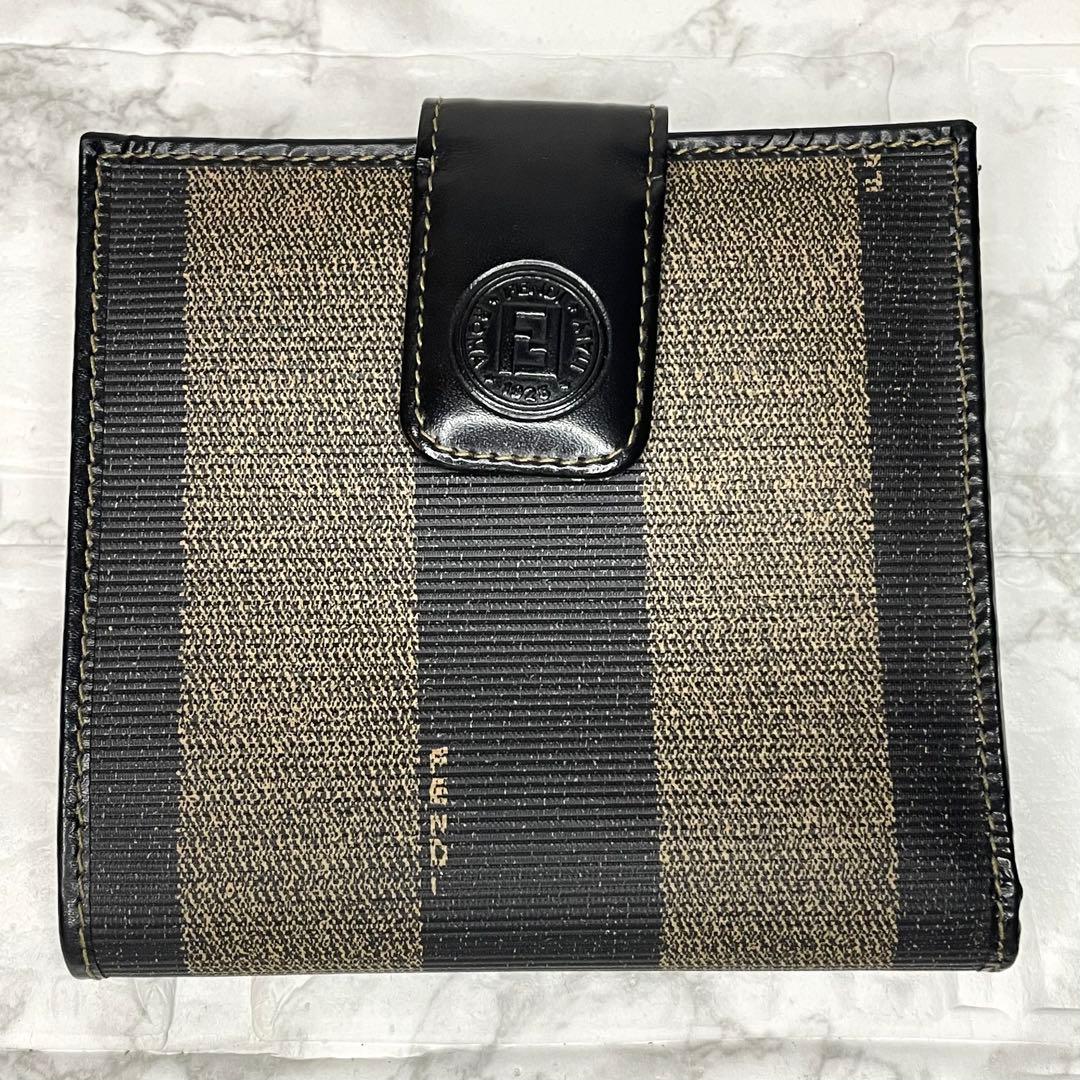 【美品】FENDI フェンディ ペカン柄二つ折り財布 Wホック PVC