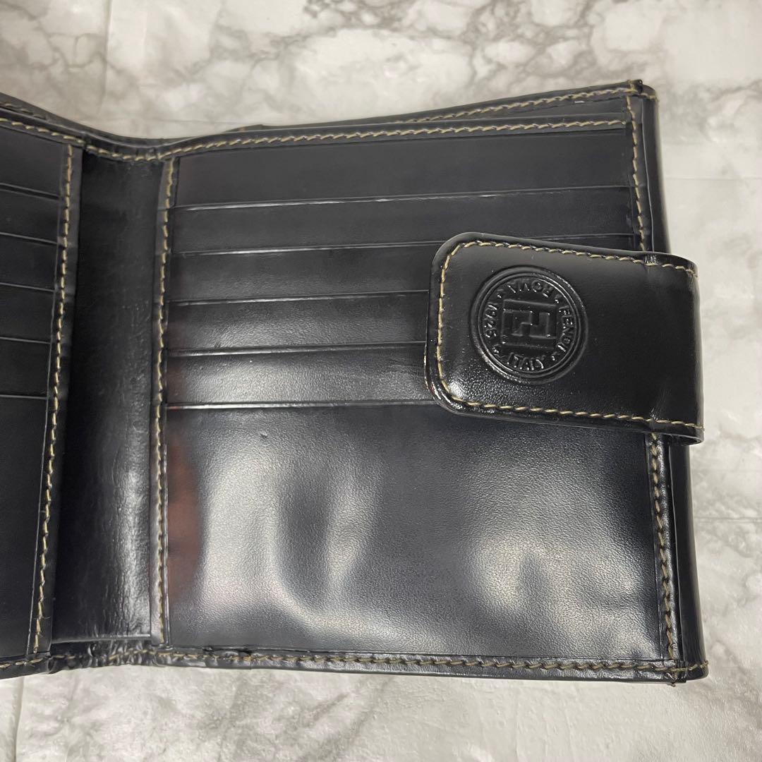 【美品】FENDI フェンディ ペカン柄二つ折り財布 Wホック PVC