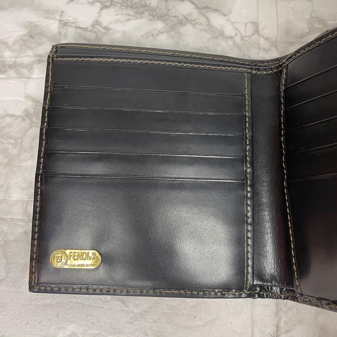 【美品】FENDI フェンディ ペカン柄二つ折り財布 Wホック PVC