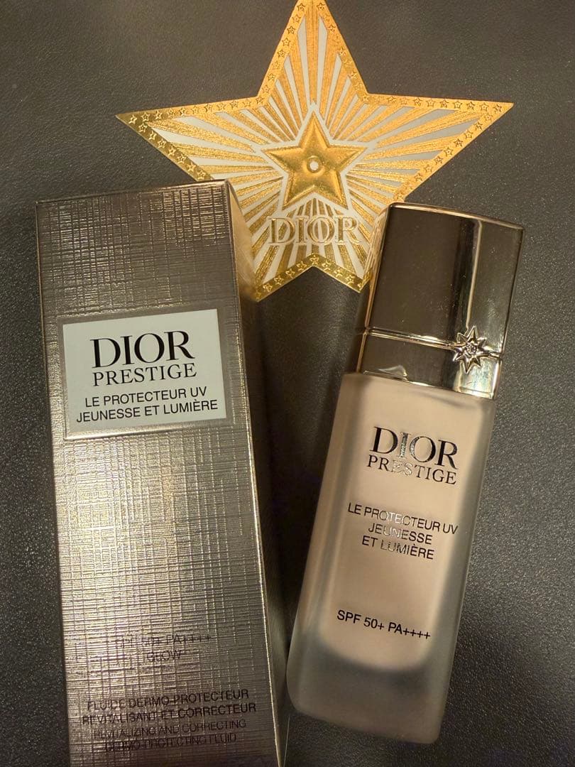 ⭐︎Dior⭐︎プレステージ ホワイト　プロテクタUV ルミエール シアーグロウ