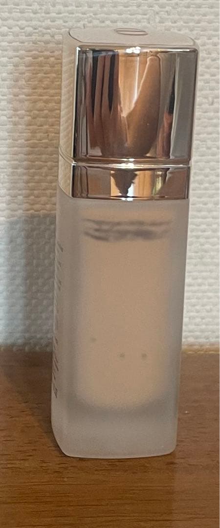 DIORプレステージホワイトルプロテクターUVルミエールBB00