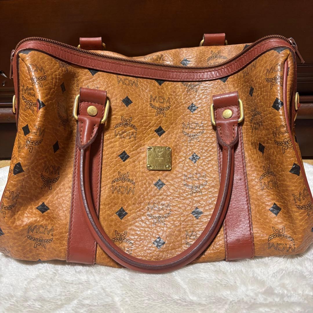 と*も様 MCM ブラウンレザーボストンバッグ