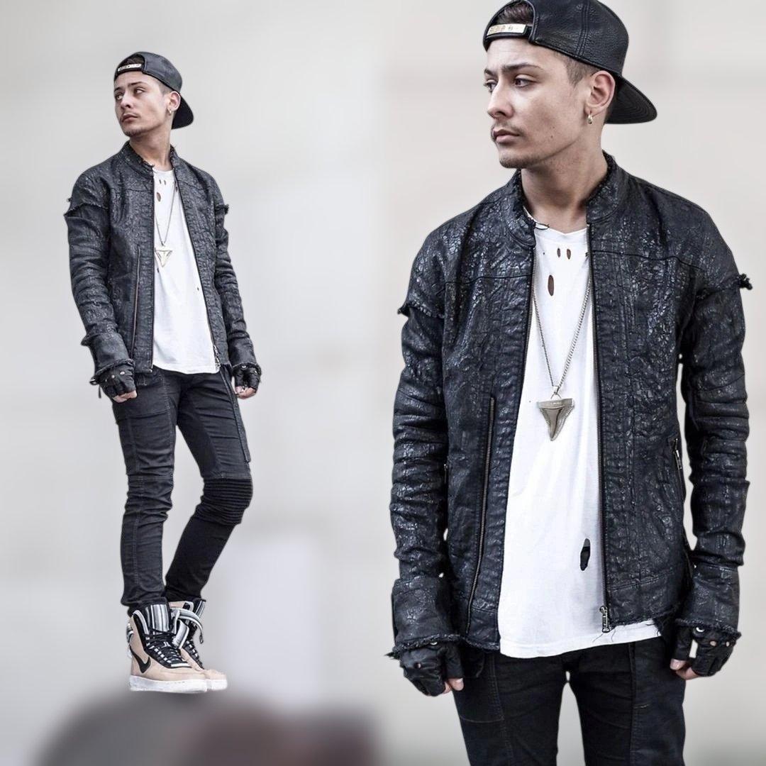 T*様 GIVENCHY ジバンシー シャークトゥースネックレス シルバー 現状