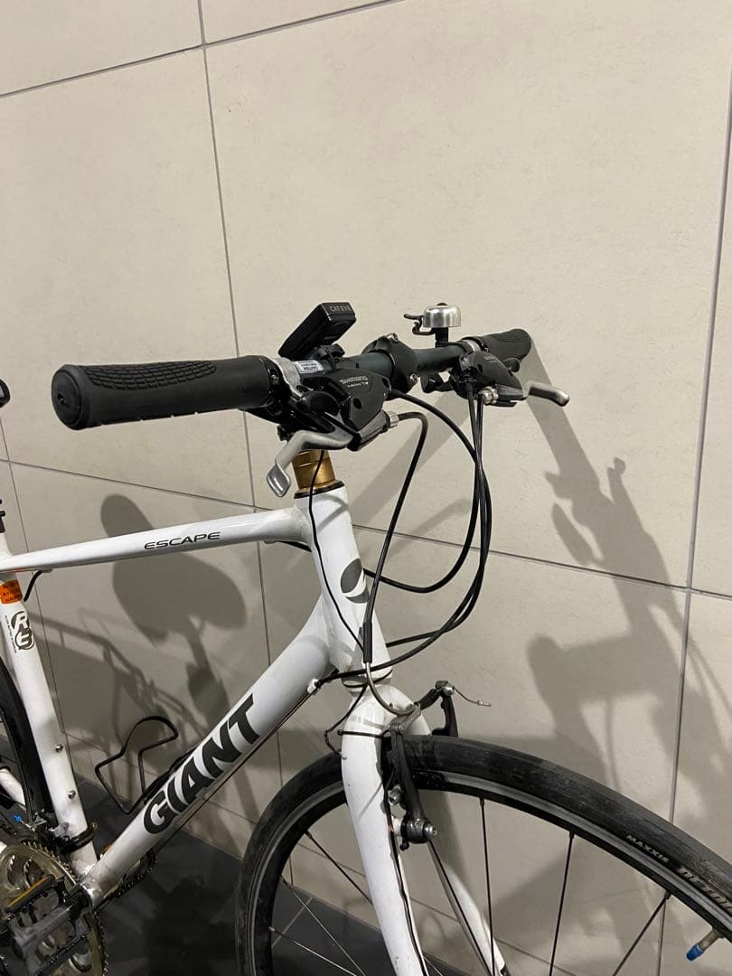 GIANT escape R3クロスバイク　ジャイアント　エスケープrx3自転車