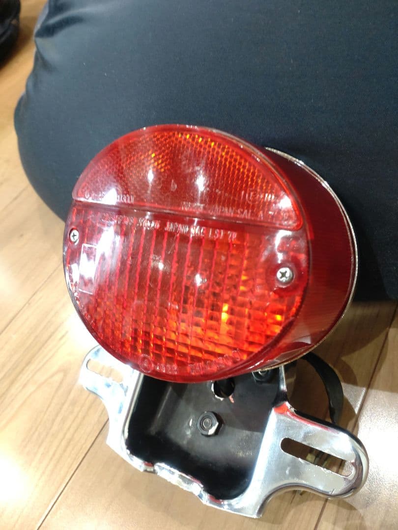 z2 テールランプ メッキステー