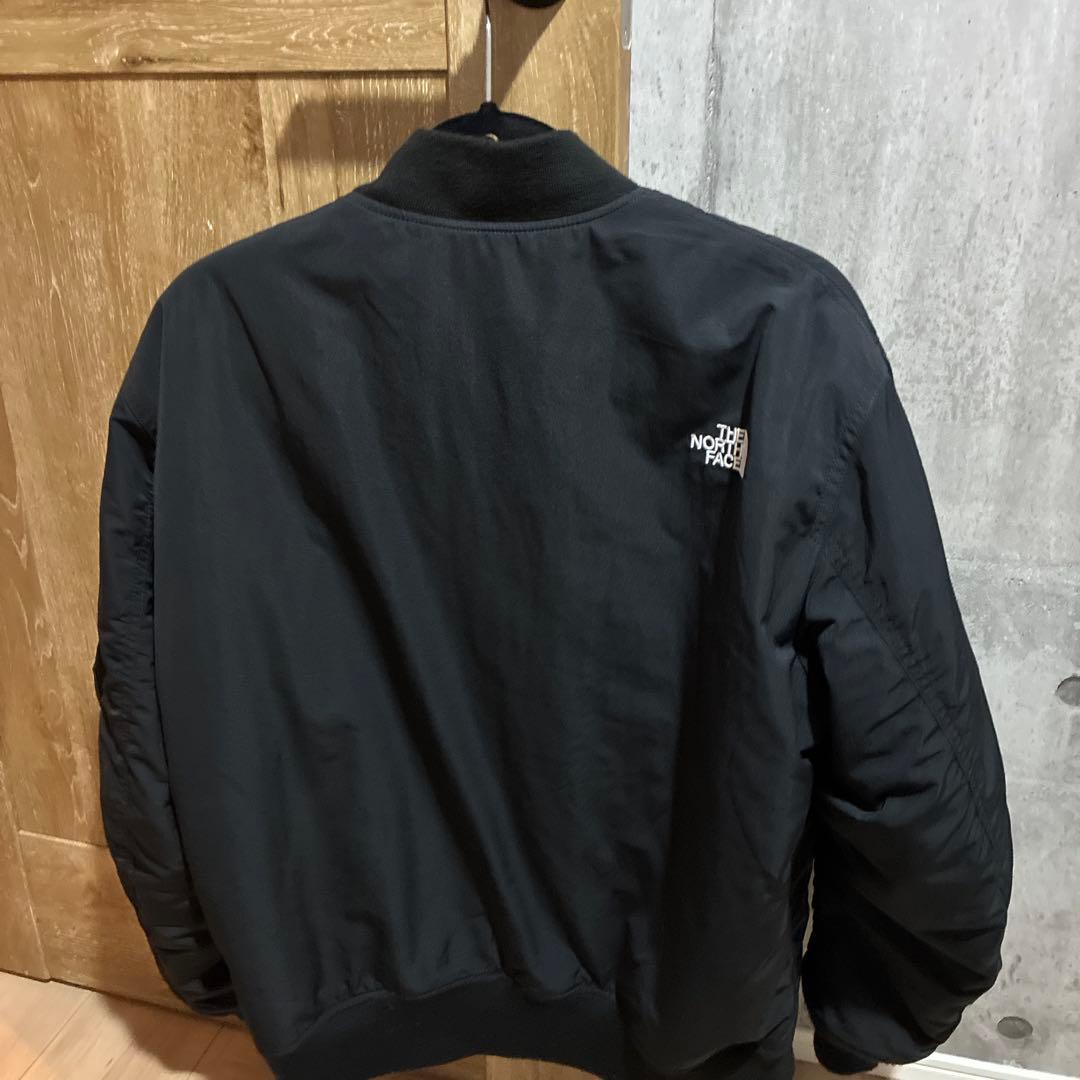 THE NORTH FACE ブラック インサレーションボンバージャケット