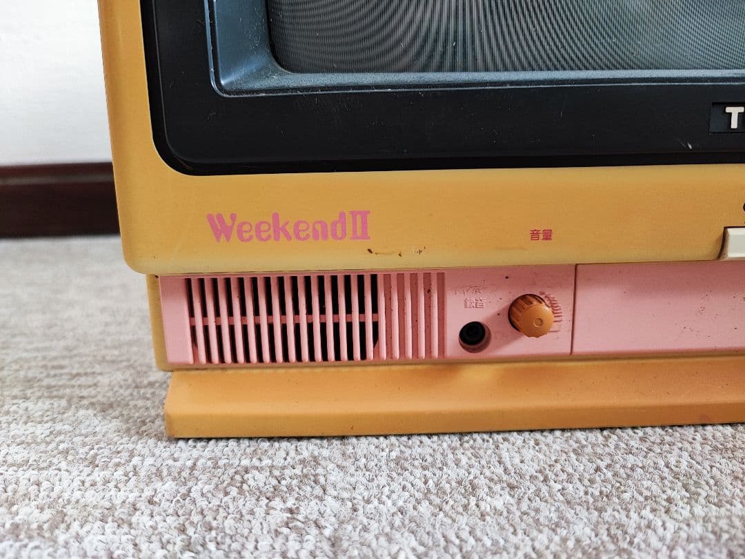 ブラウン管テレビ　東芝 14W-E30　ジャンク